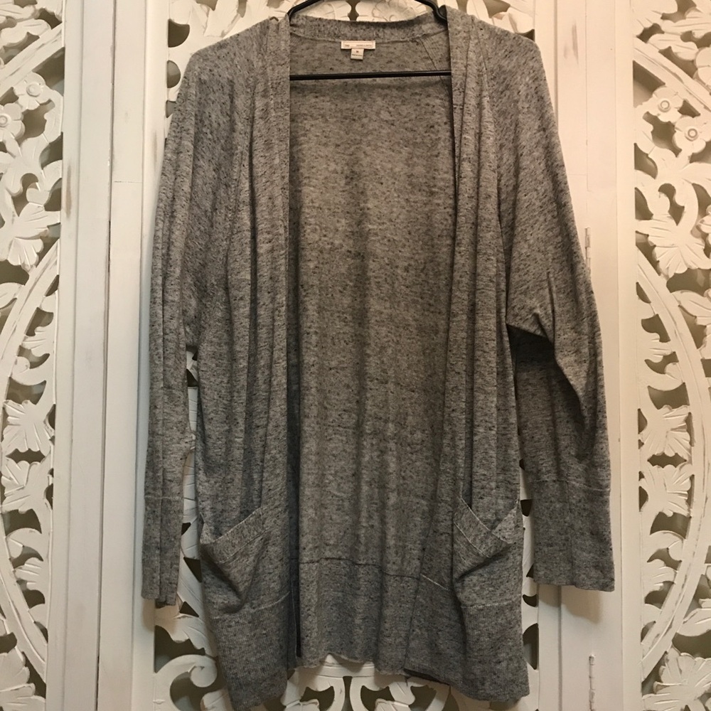 Grey Gap cardigan size M